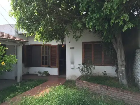 30 de Septiembre nº 3176 e/ Blasco Ibañez y 20 de Septiembre