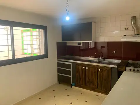 Depto Tipo Casa en Venta en Republica De La Sexta, USD 63.000