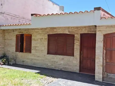 VENTA CASA B° PALMAR EXCELENTE