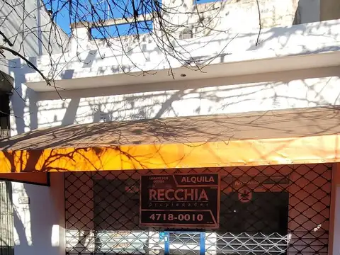 Local en Alquiler en Olivos, $ 400.000