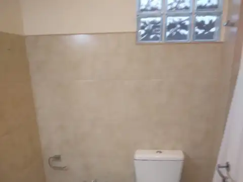 DEPARTAMENTO CENTRICO - 1 DORM -PLANTA BAJA CON PATIO