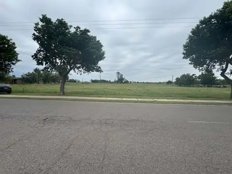 LOTE EN VENTA EN LEANDRO N ALEM