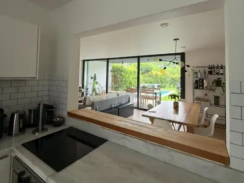 Departamento 4 ambientes con 3 baños