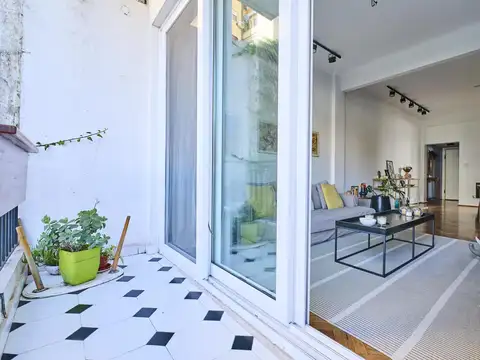 Pacheco de Melo  al 2800