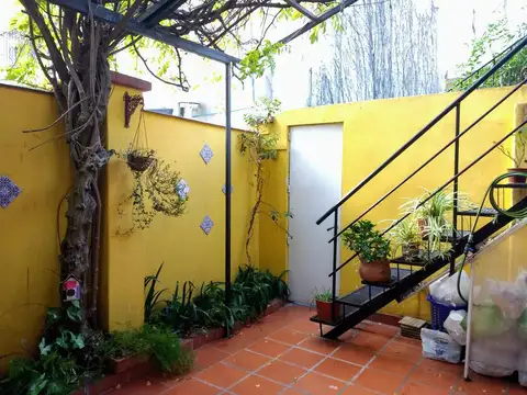 Depto Tipo Casa en Venta de 2 dormitorios