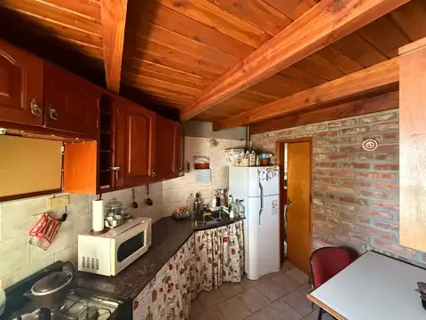 Casa 4 ambientes con 1 baño