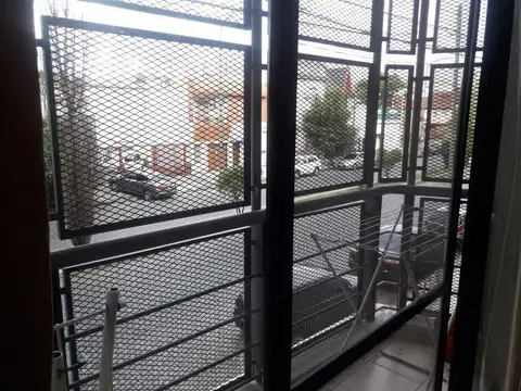 Avenida Larrazábal 500, Piso 1