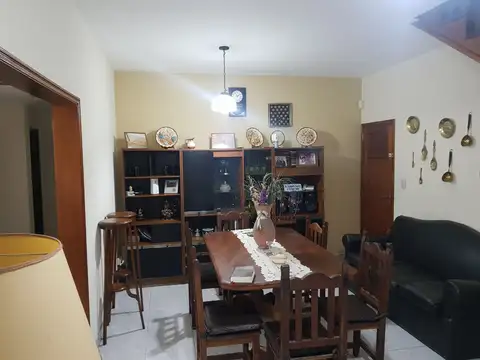 Casa en Venta en Villa Adelina, USD 249.000