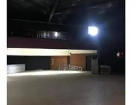 LATERAL DE CIRCUNVALACION Y MENDOZA 1300