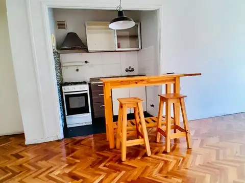 Departamento en Alquiler 50 años