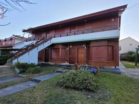 Alameda 205 700, Piso 1