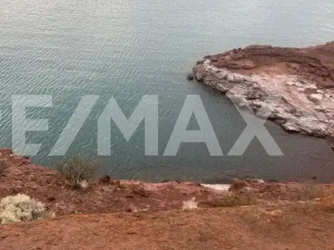 TERRENO EN VENTA CON COSTA DE PLAYA EL CHOCON