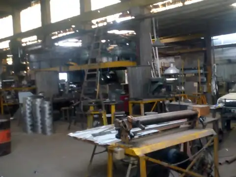 Galpon en Venta en Lomas Del Mirador, USD 600.000