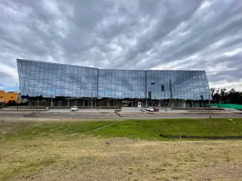 Alquiler de oficina de 58 m2 en Meridiano, Pilar