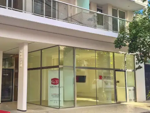 Amplio local en venta