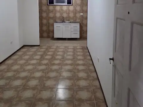 Casa en alquiler 1dorm a cuadras de UTN - B° Bco Pcia
