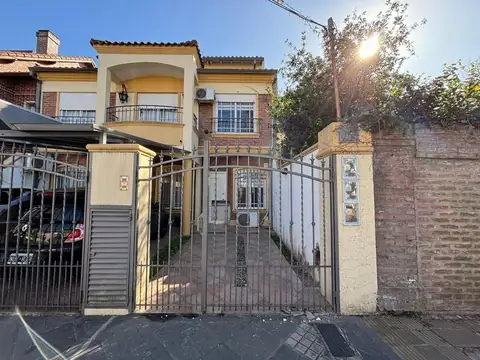 VENTA DUPLEX 4 AMBIENTES RAMOS MEJIA