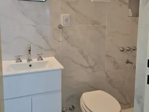 Departamento en Alquiler Temporal en Parque Chacabuco, $ 810.000