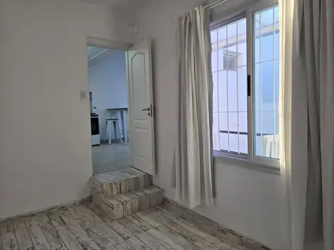 Alquiler temporal de departamento 2 Ambeintes en Parque Chacabuco, Capital Federal