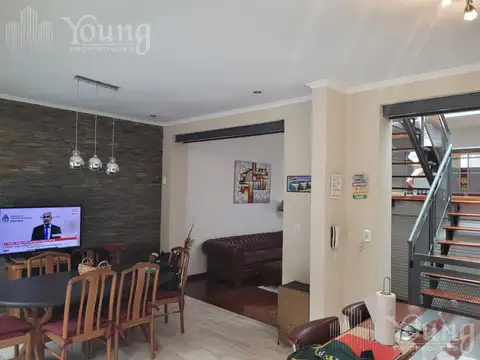 Casa 6 ambientes con 2 baños