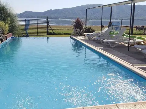 VENTA CABAÑAS FTE AL LAGO LOS MOLINOS POTRERO CBA