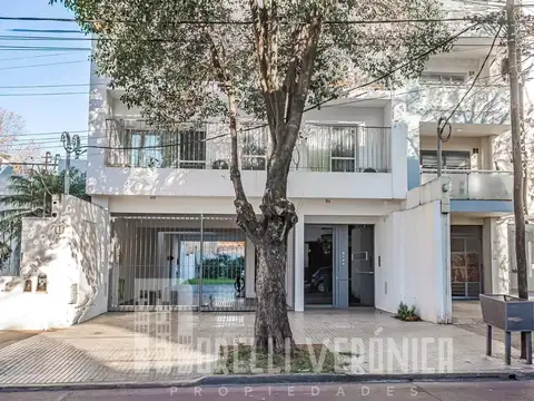 venta 3 ambientes con terraza propia y cocheras