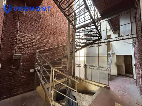 Depto Tipo Casa en Venta de 15 ambientes