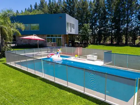 CASA VENTA 4 DORMITORIOS PISCINA HARAS DEL SUR 2