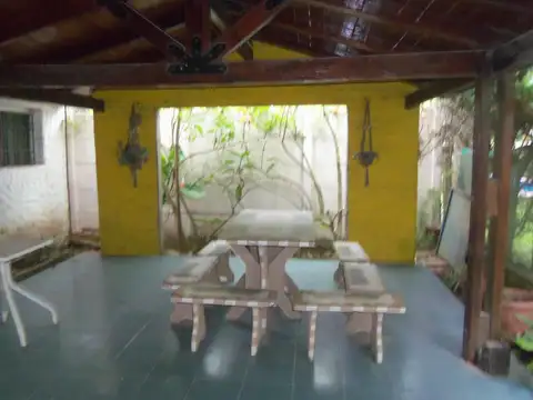 CASA EN VENTA - RIOBAMBA 426 - PUEBLO ESTHER