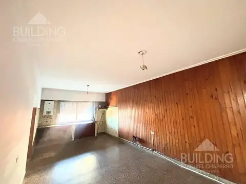 Depto Tipo Casa en Venta 40 años