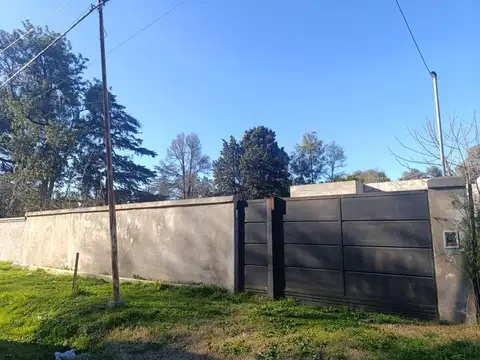 LOTE DE 417M2- C/ QUINCHO A TERMINAR- TORTUGUITAS