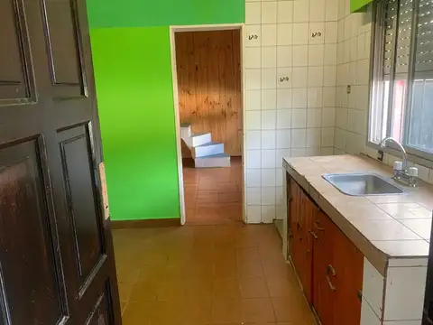 Depto Tipo Casa en Venta en Garin-Centro, USD 59.000