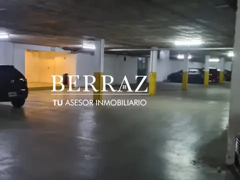 Cochera en Venta Cubierta