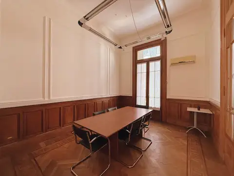 Oficina 6 ambientes con 3 baños