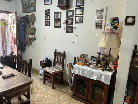 Casa 3 ambientes con 2 baños