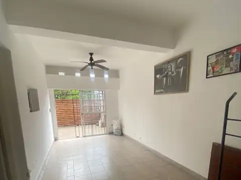 José Matías Zapiola 1600