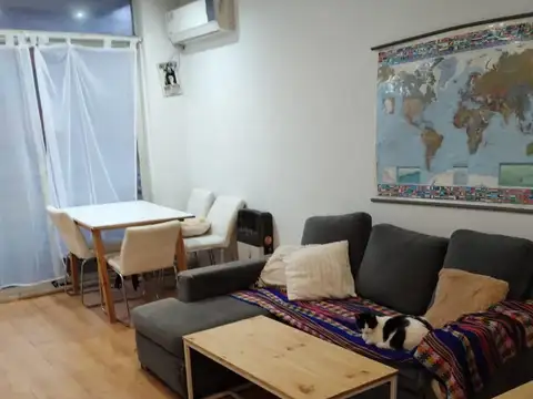 Departamento 2 Ambientes con Balcón al Frente y Cochera en Balvanera