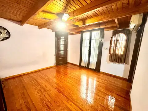Depto Tipo Casa en Venta en Constitucion, USD 90.000