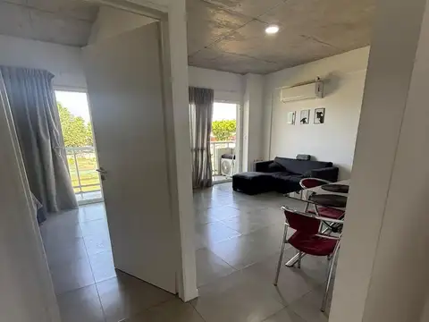 Alquiler 2 ambientes balcon y cochera - piscina seguridad