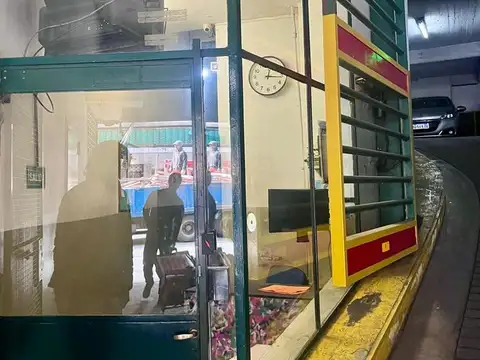 COCHERA FIJA CUBIERTA GALLO 1581 5° NIVEL, RECOLETA, VENTA