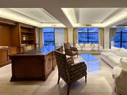 ESPECTACULAR OFICINA CON VISTA AL RIO- PUERTO MADER0