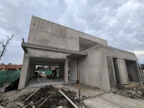 Santa Sofia, Pilar de Este. 300