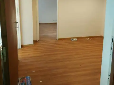 Oficina en Alquiler en Monserrat, USD 600