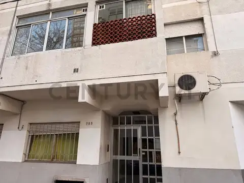 Departamento en Alquiler de 3 dormitorios, 5 ambientes, en La plata provincia de Buenos Aires