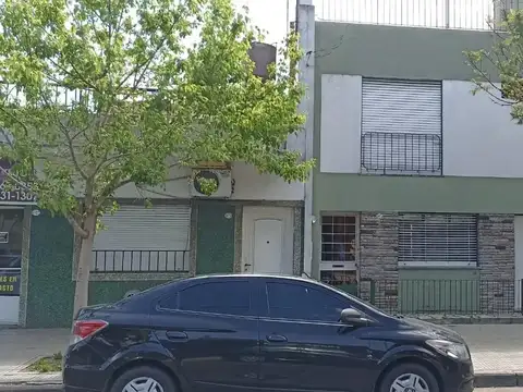 Venta de PH Tipo Casa 5 Ambientes Villa Devoto