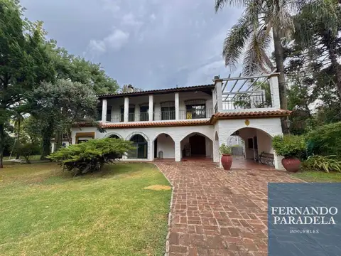 Casa - Barrio Parque Leloir