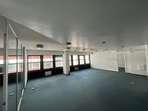 Oficina en Alquiler 40 años