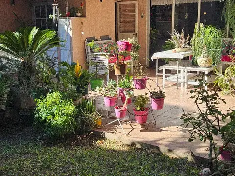 CASA SOÑADA DE 5 AMBIENTES  C/DEP, JARDIN,TERRAZA Y GARAGE 2 AUTOS