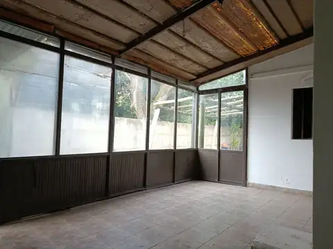 Depto Tipo Casa en Venta en Villa Elvira, USD 35.000