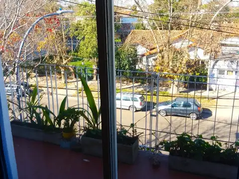 Avenida Doctor Ricardo Balbín 400